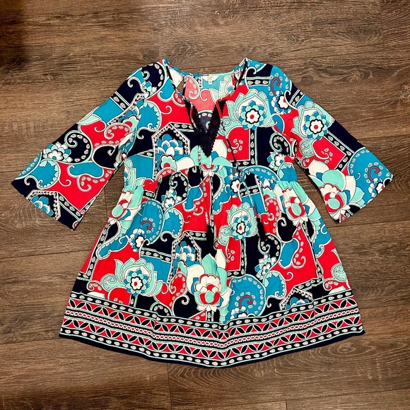 Crown & Ivy floral paisley tunic, size medium - Picture 1 of 7